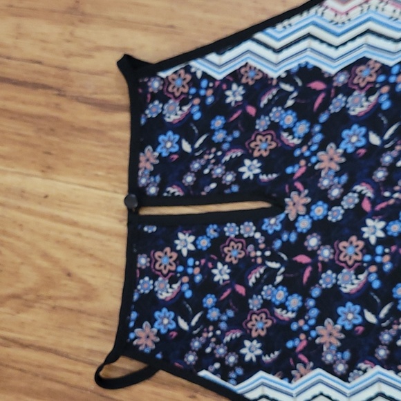 Monteau Large size, lightweight summer top. - Picture 5 of 8